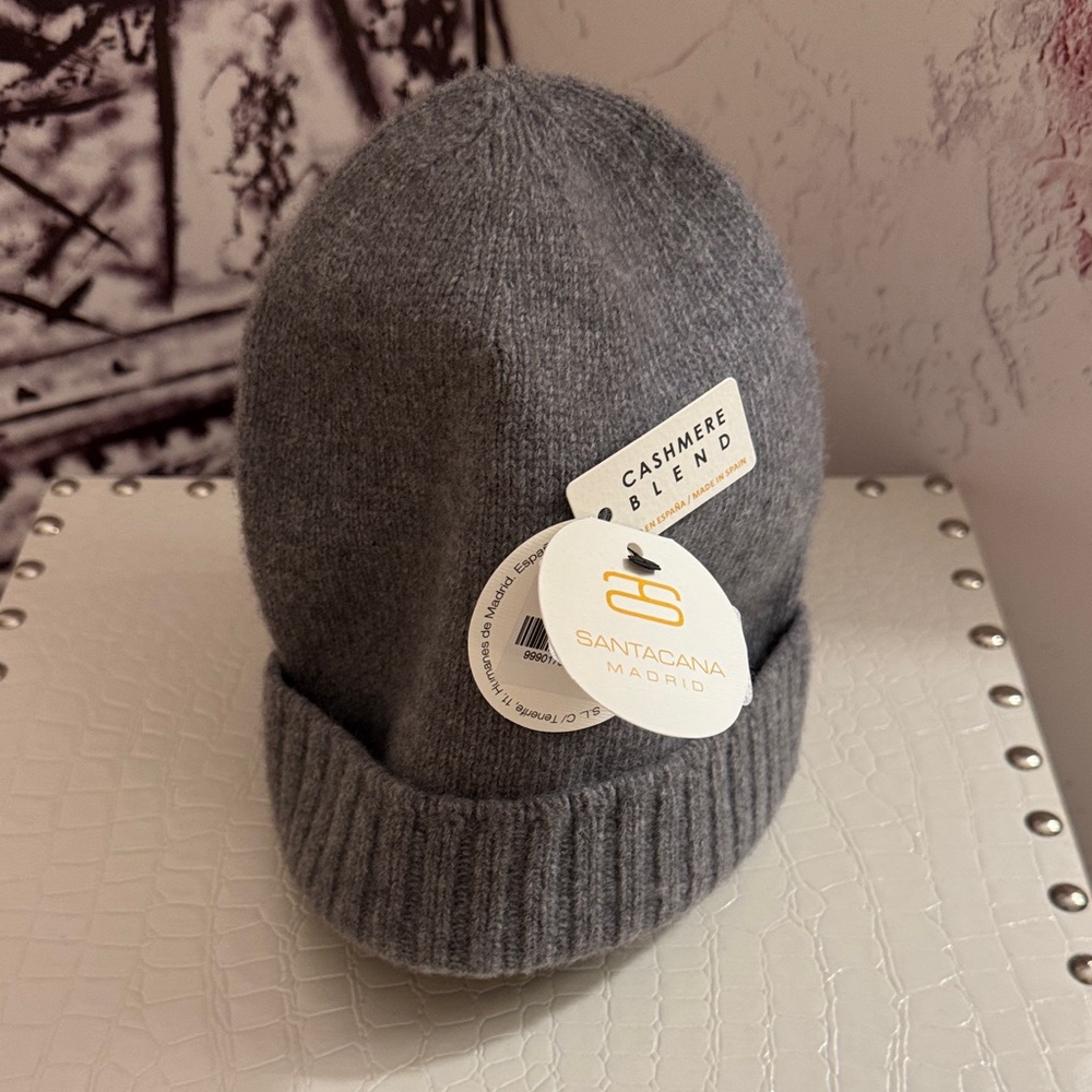 Santacana Madrid Gray Knit Beanie